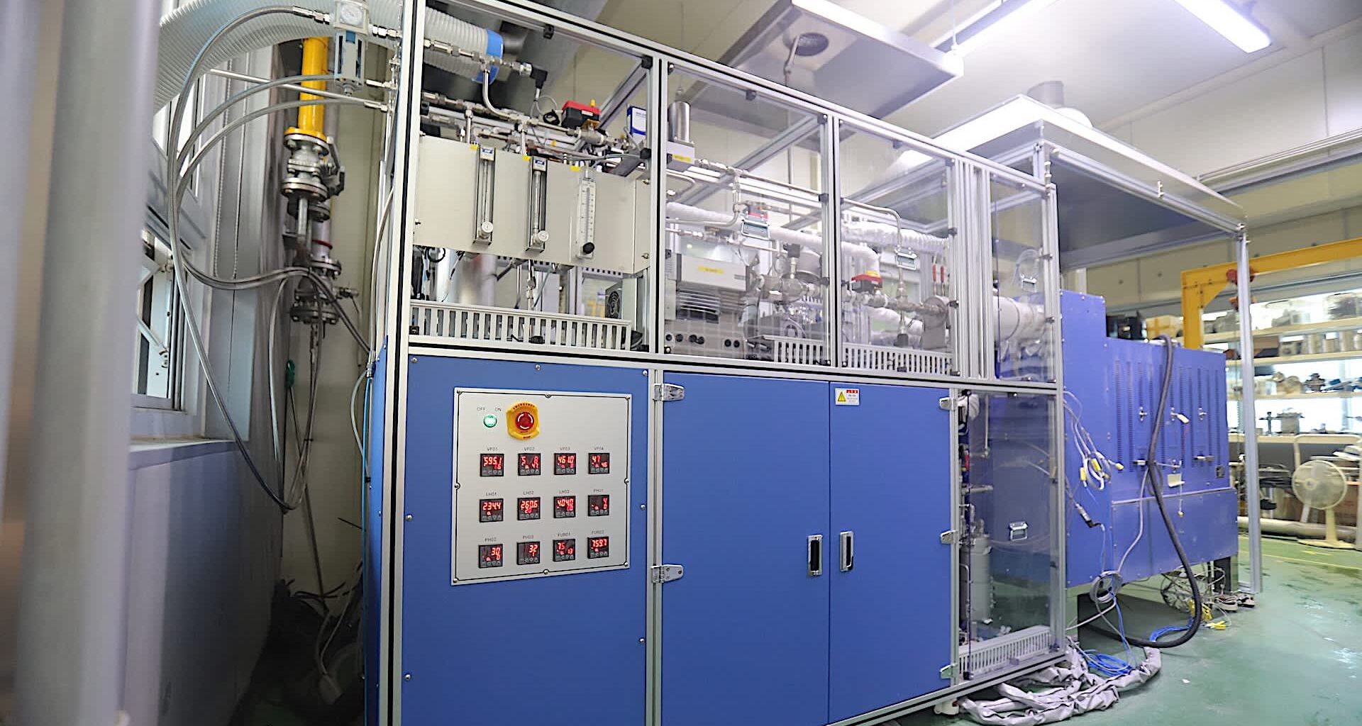 Researchers in South Korea have developed a solid oxide electrolysis cell system for efficient hydrogen production.