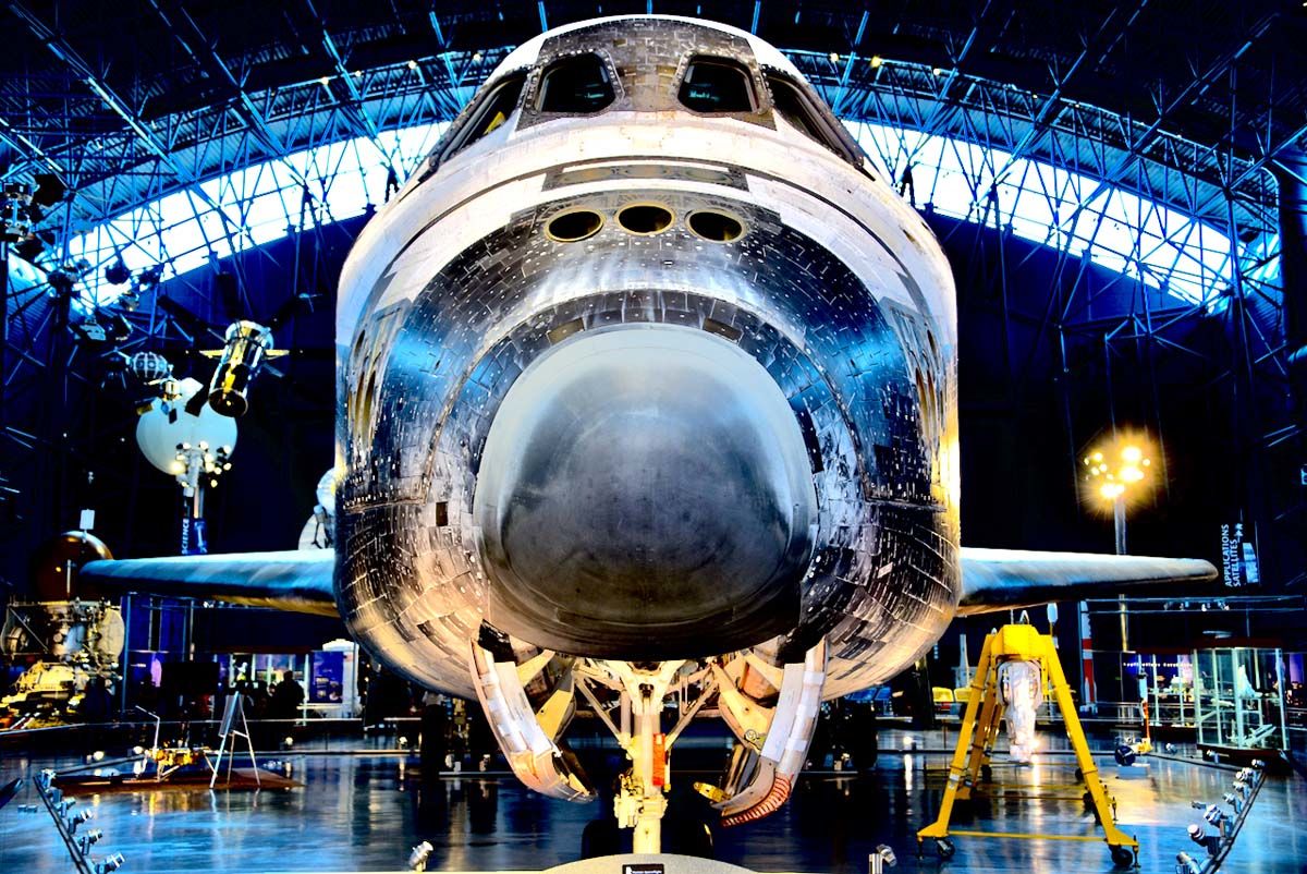 Virginia US Sens. Kaine, Warner seek to keep Discovery space shuttle in the commonwealth