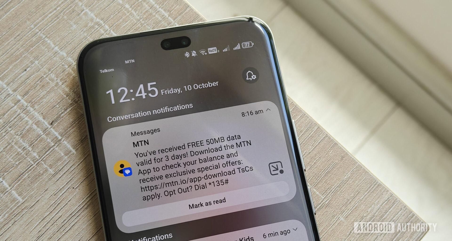split notifications on an android smartphone