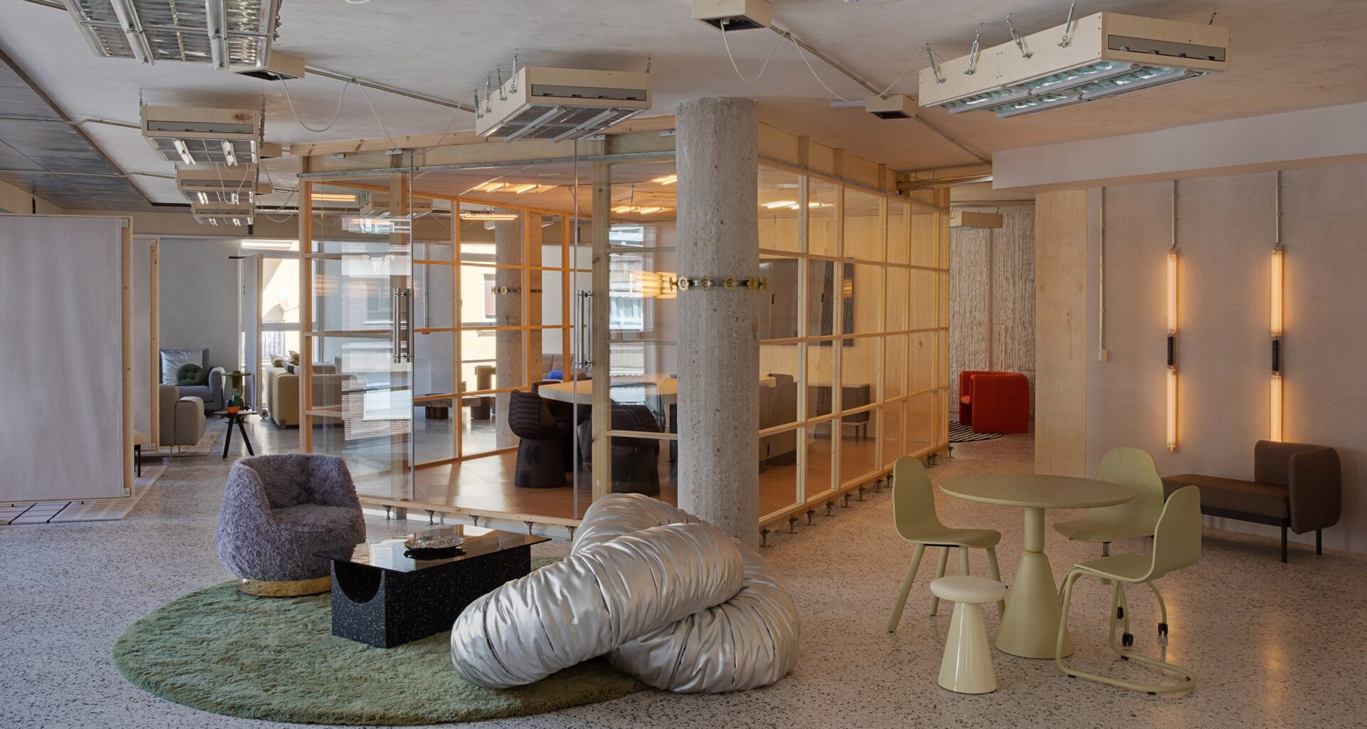 Overview of CoLab showroom by Lucas Muñoz for Sancal