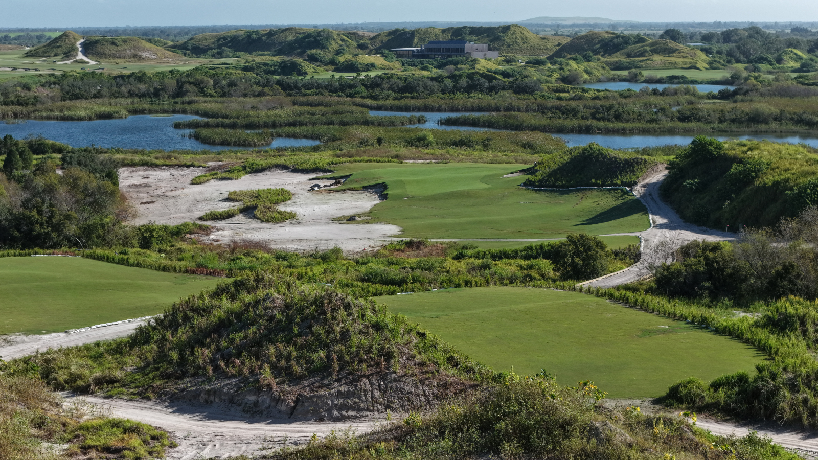 aerial view of Streamsong Golf Resort 5th golf course designed by David McLay-Kidd