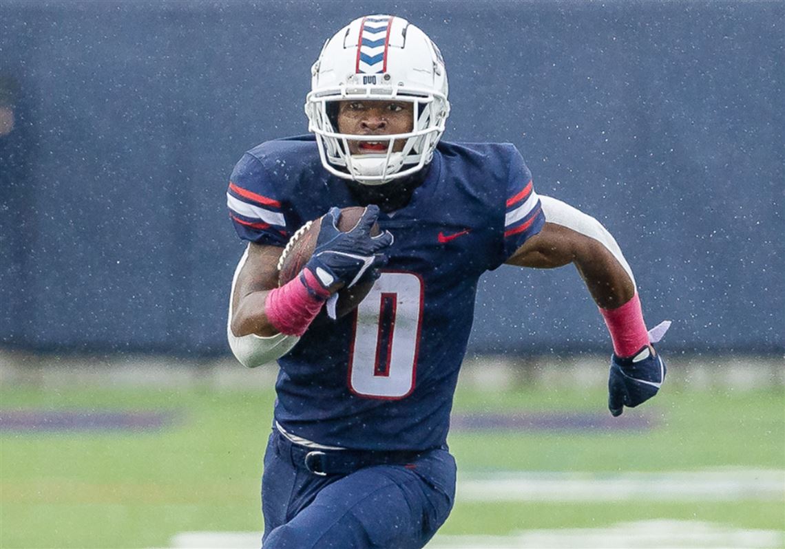 Duquesne defense stifles Stonehill in conference opener