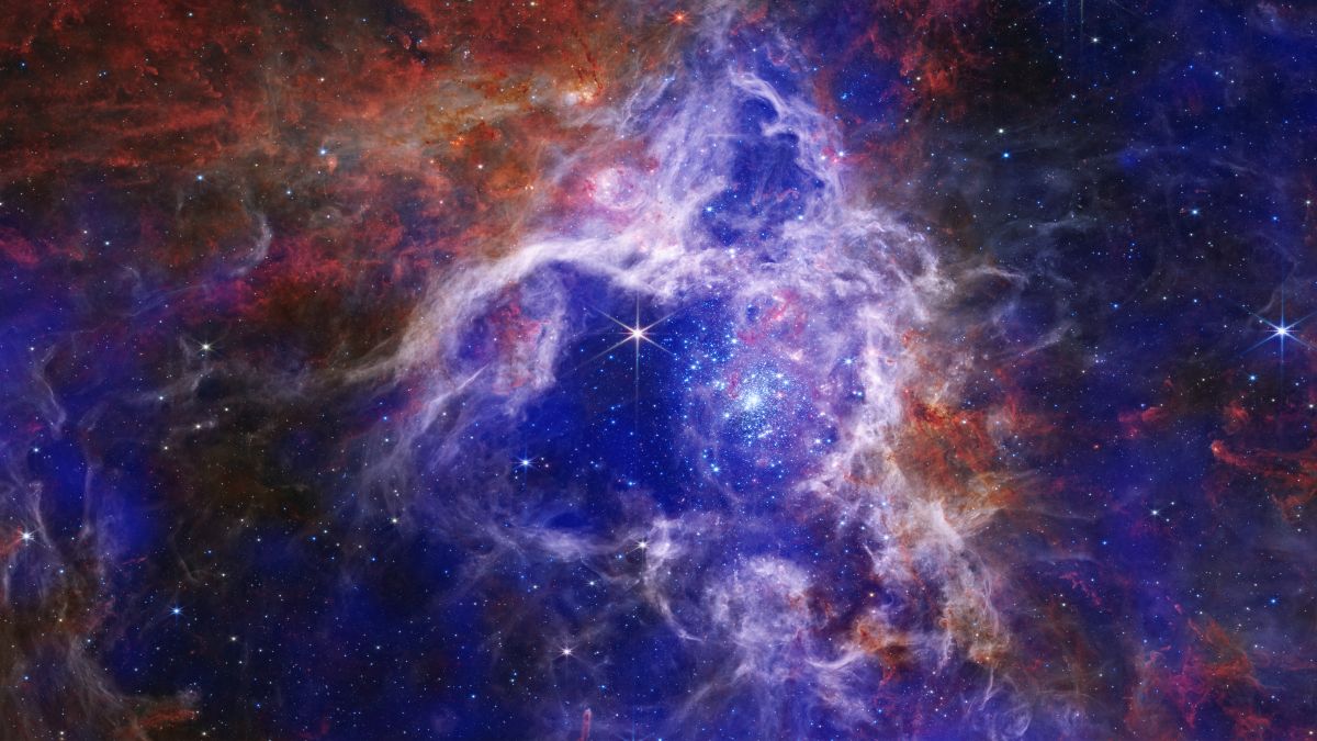 Life's Ingredients Found Frozen Beyond The Milky Way For First Time : ScienceAlert