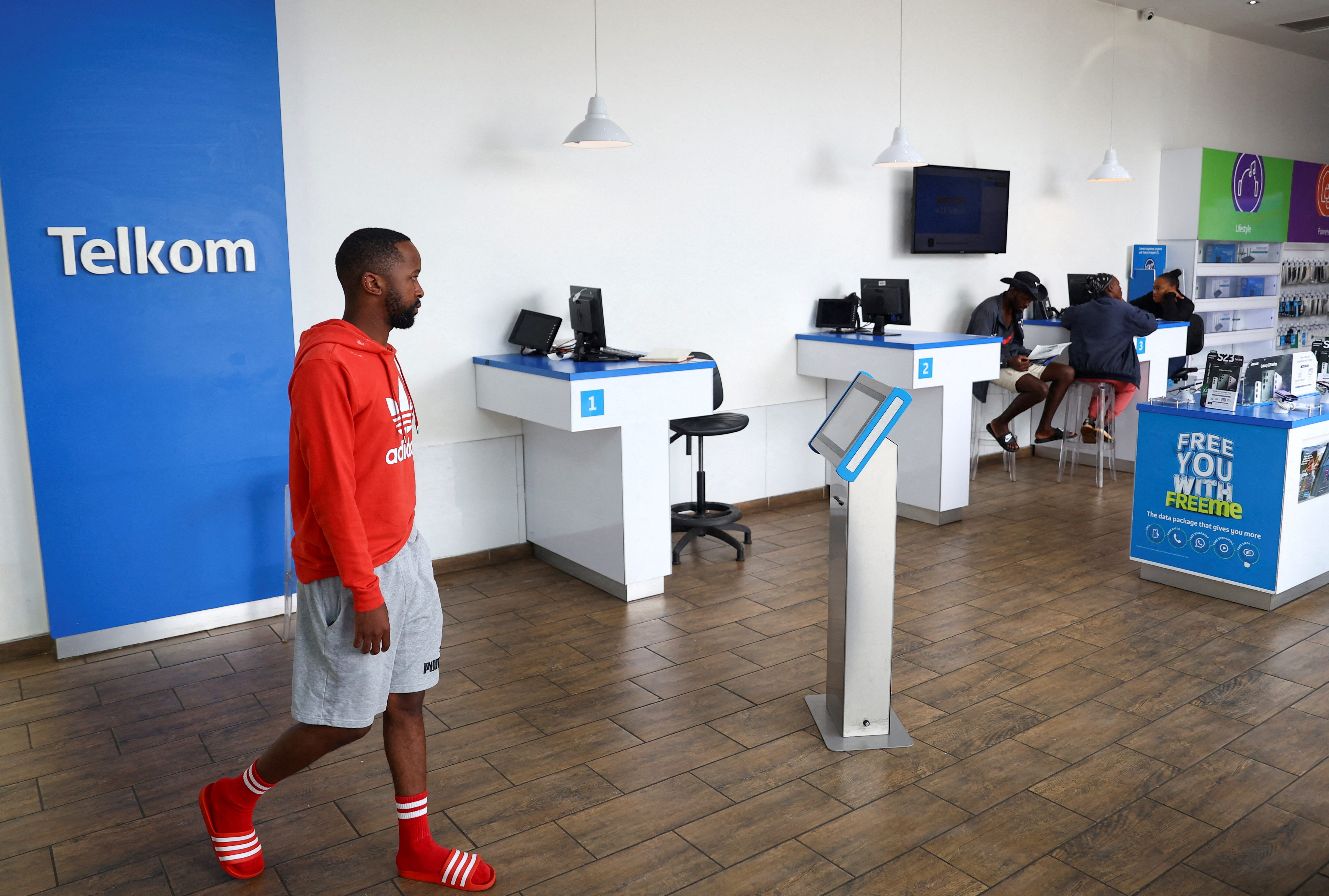 South African Telkom sells its towers for $356m