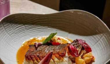Plush Fort Worth restaurant The Mont debuts food menu in bar