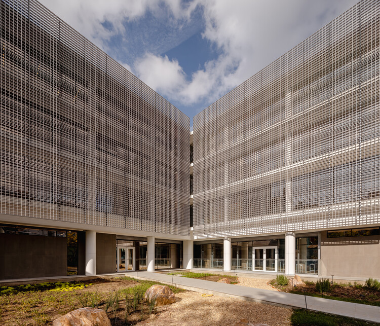 Unimed Federation  / AT Arquitetura - Image 1 of 33