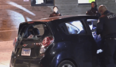 20-year-old woman shot in the face during argument on West Side