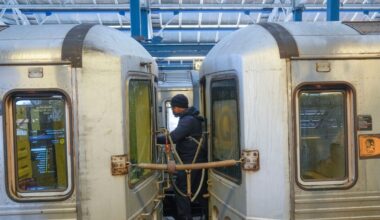 Kids in New York keep dying while 'subway surfing' on top of trains