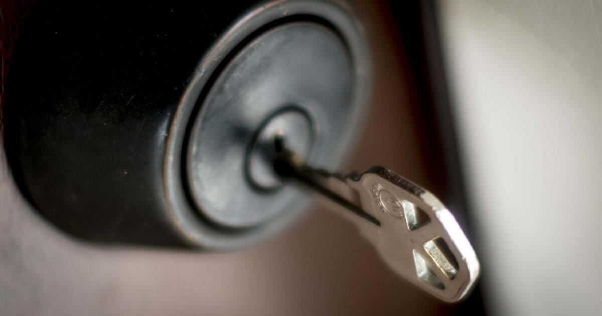 Federal funding changes could mean thousands falling back into homelessness, Arizona advocates say