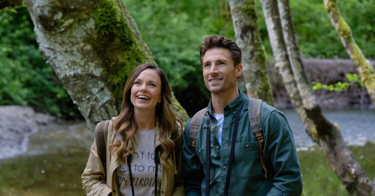 LA’s birding community reacts to Hallmark’s birder romcom: ‘They really blew it’