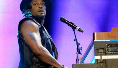 D’Angelo, Grammy-winning R&B singer, dies at 51