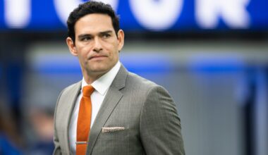Truck driver sues Mark Sanchez, Fox after violent fight