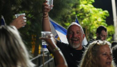 Live updates: Israel, Hamas agree to first phase of Gaza peace plan