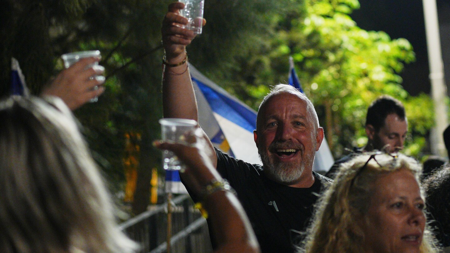 Live updates: Israel, Hamas agree to first phase of Gaza peace plan