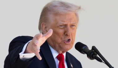 Live updates: Trump hosts Senate Republicans as shutdown drags on