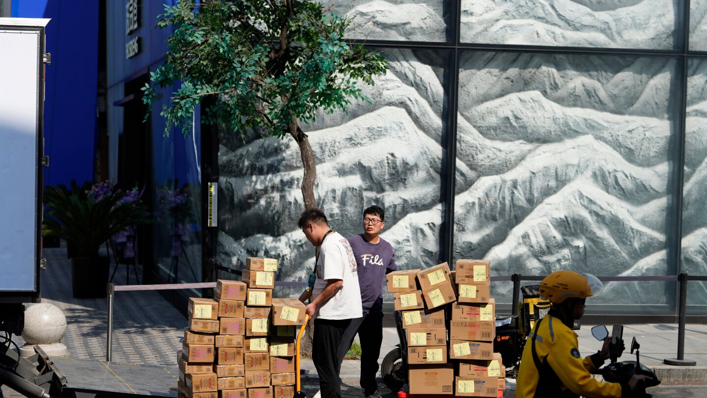 China reports its GDP grew 4.8% year-on-year in the last quarter