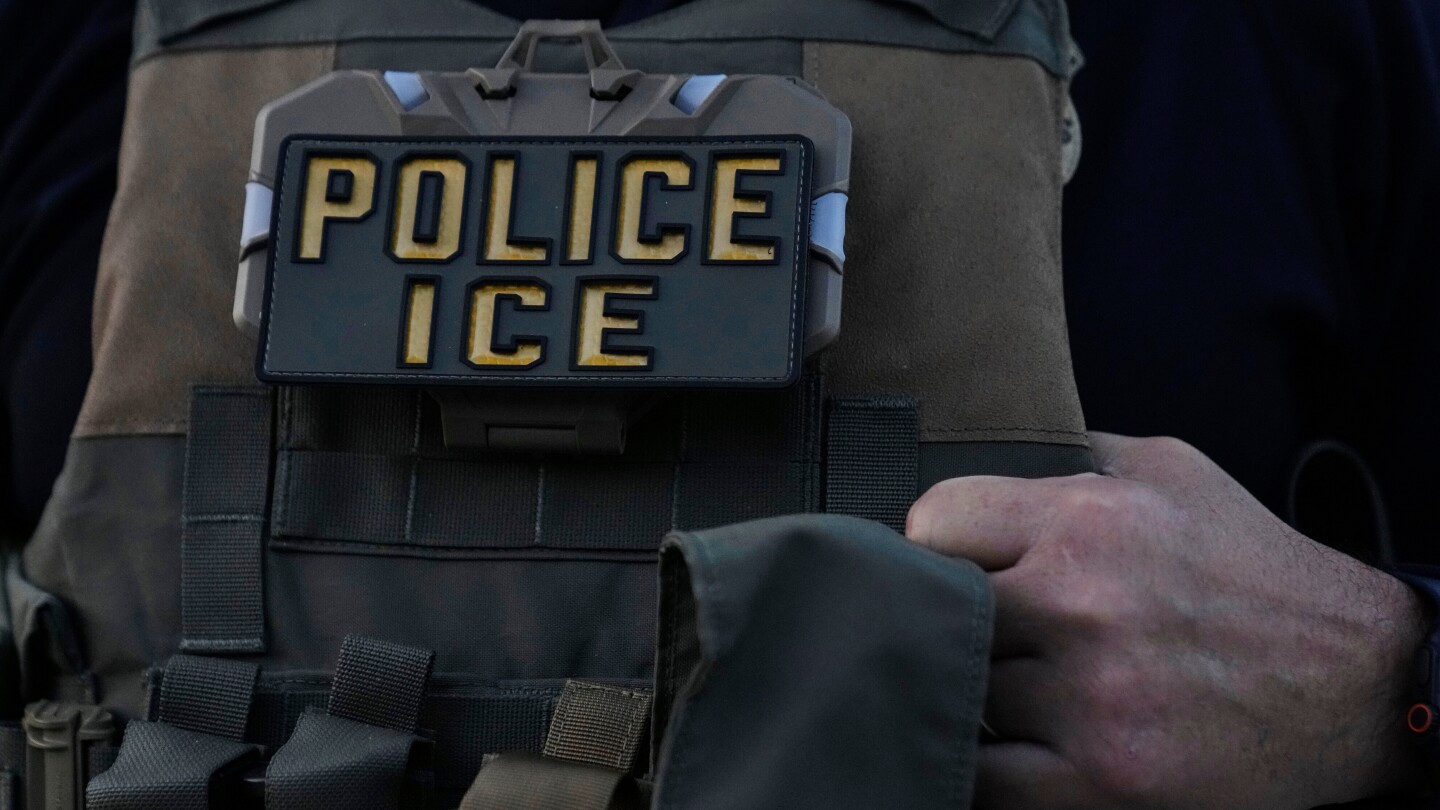 US Marshal injured by ricochet bullet in LA immigration enforcement