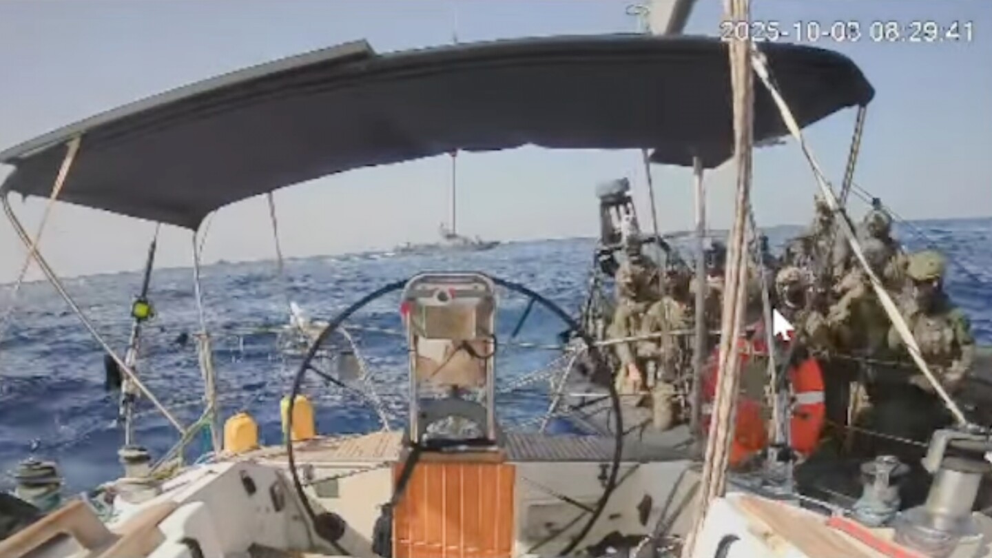 Israel intercepts the last flotilla boat that was headed to Gaza