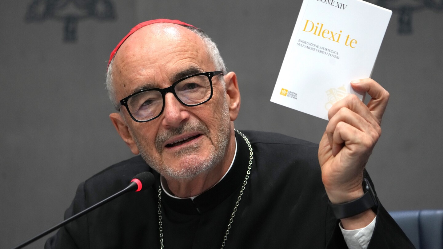 Pope Leo XIV criticizes wealthy elite's bubble of comfort and luxury