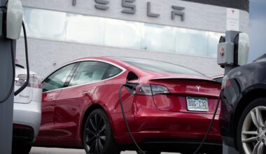 US opens Tesla probe after more crashes involving its self-driving technology