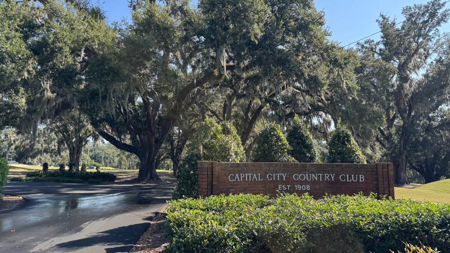A proposal to sell a Florida golf club built on top of the graves of enslaved people sparks outrage