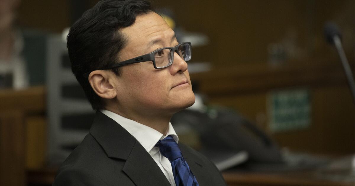 DEA promoted L.A. agent who pointed gun at colleague despite issues