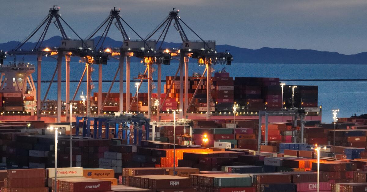 WWII-era explosive found at Port of Long Beach during construction