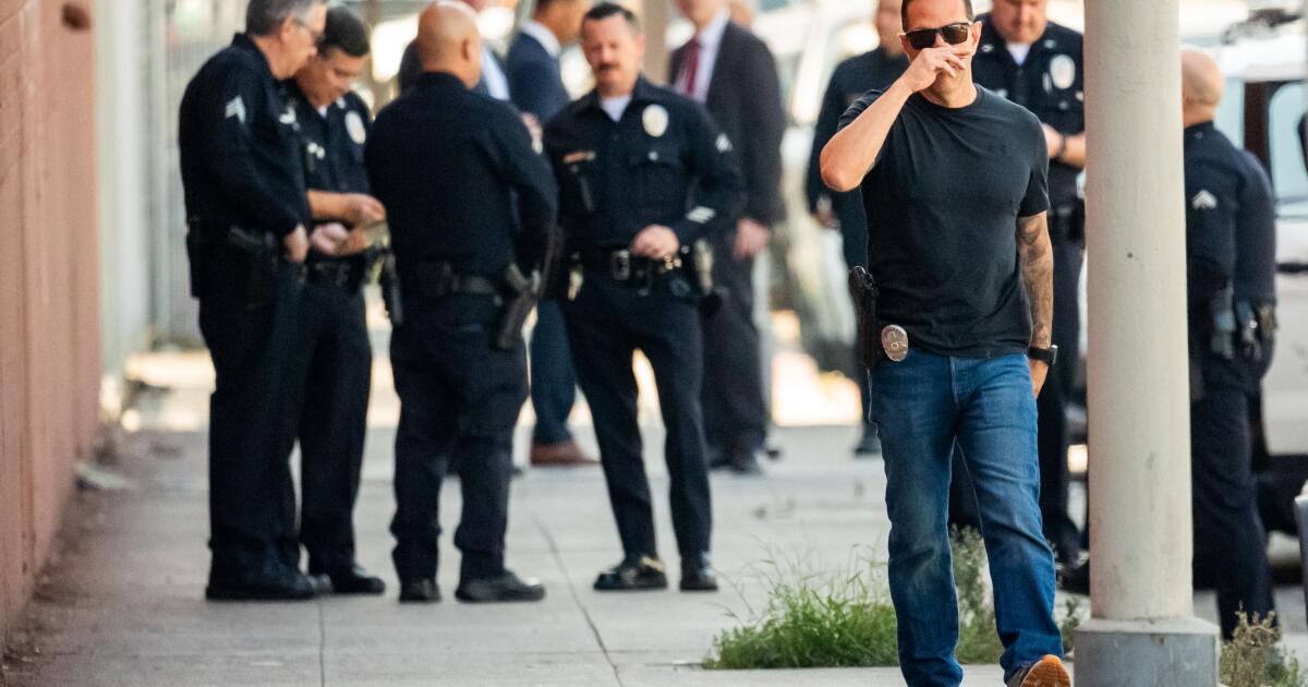 Shooting of suspect and deputy U.S. marshal highlights ICE aggression
