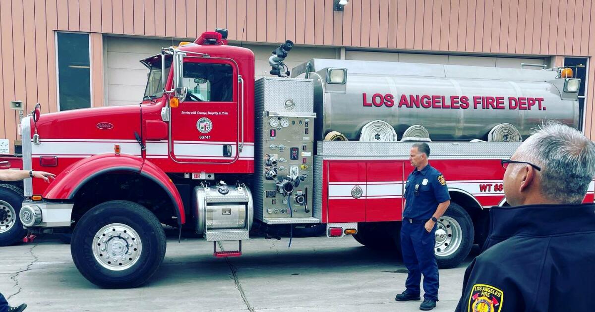 After Palisades fire hydrants went dry, LAFD faced costly delays in getting more water