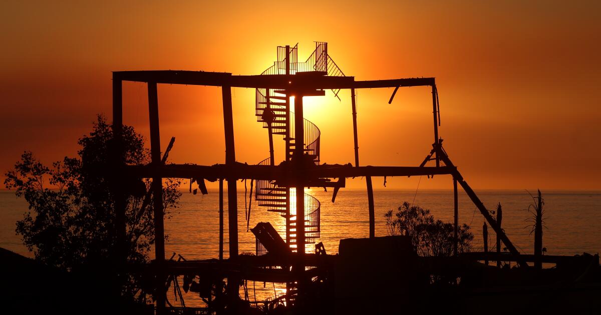 Malibu property values plummet as burned-out lots sell at a discount