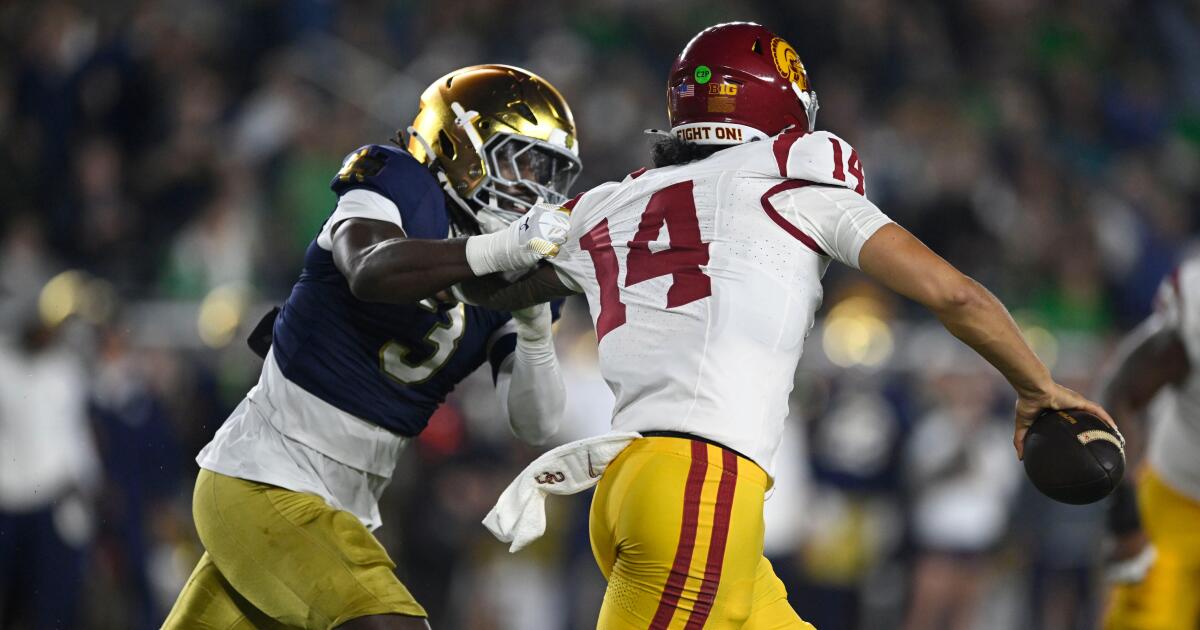 USC turnovers doom Trojans during loss to rival Notre Dame