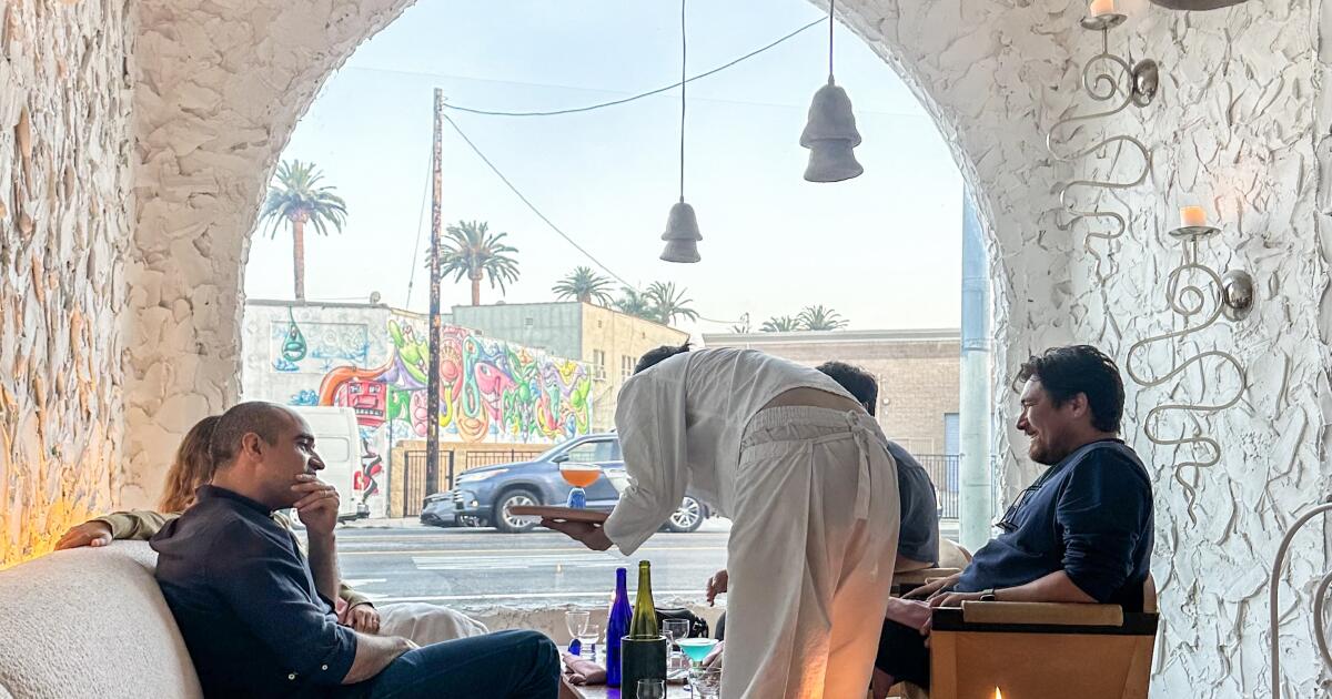 At beautifully weird Cento Raw Bar in L.A., flamboyance meets fish dip
