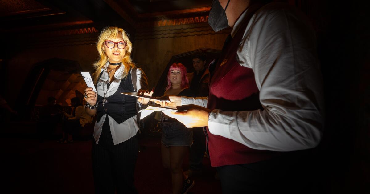 'Les Miz' at the Pantages: What we saw behind the scenes opening night