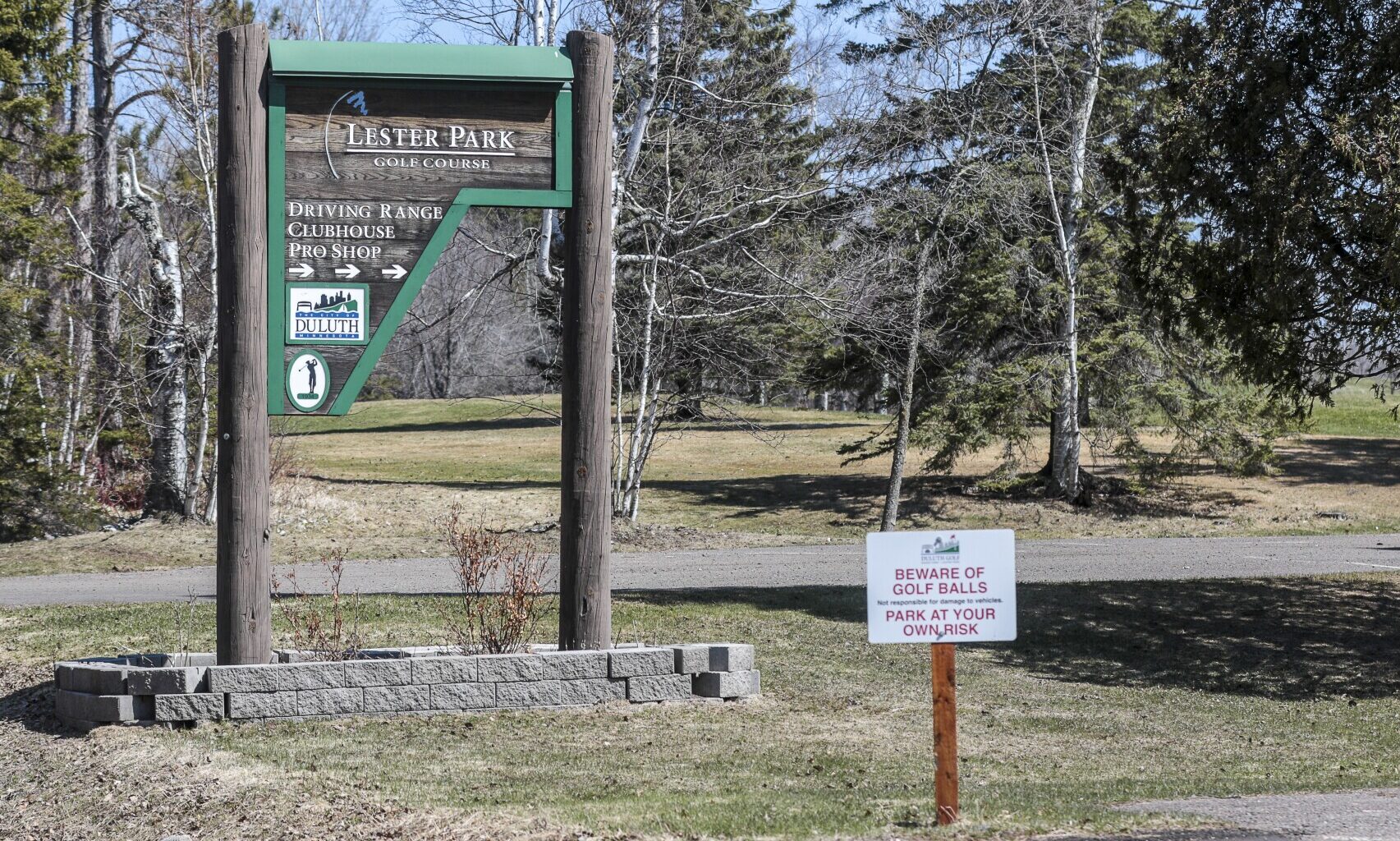 Duluth cautiously opens door for possible sale of Lester Park Golf Course - Duluth News Tribune