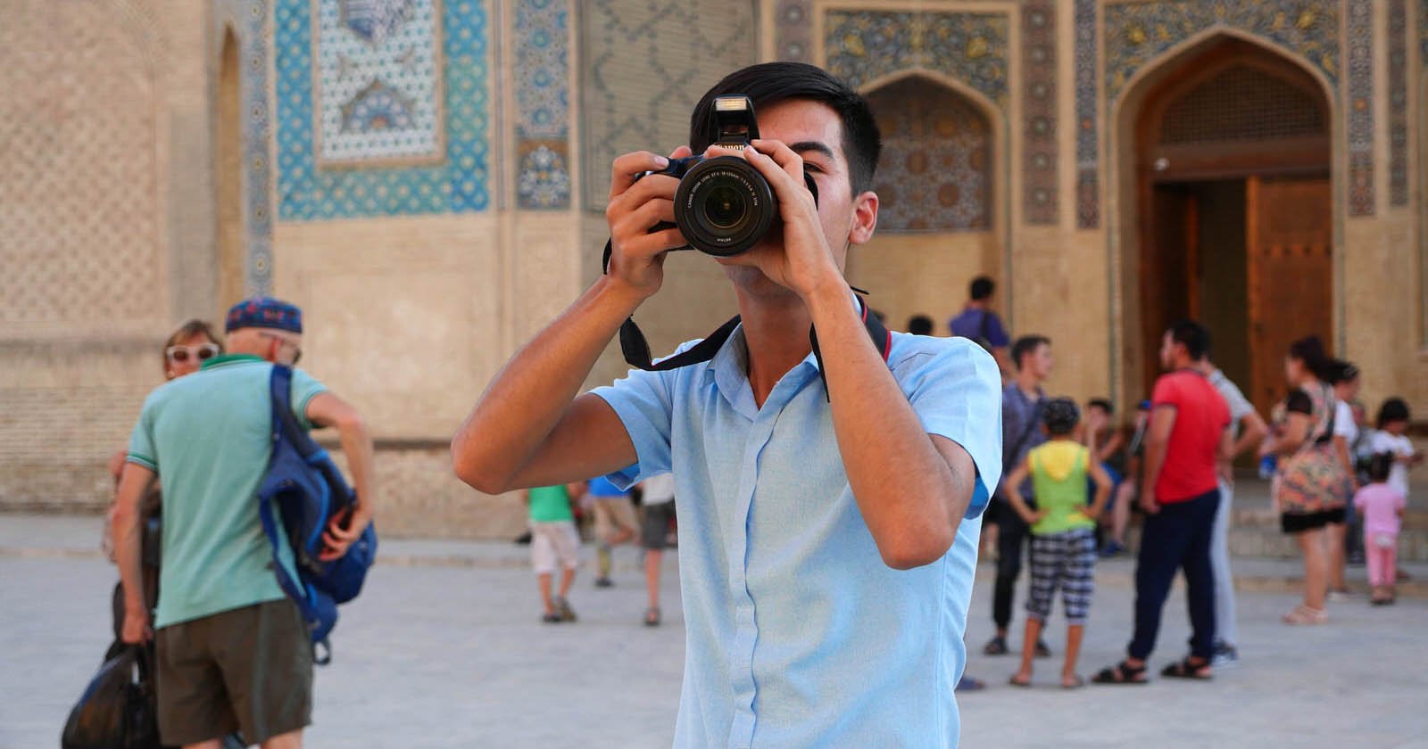Uzbekistan Set to Ban Photographing People Without Permission