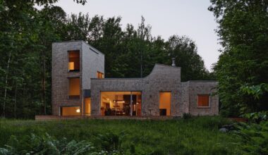 Waterhouse by Oyama and Julia Manaćas Architecte