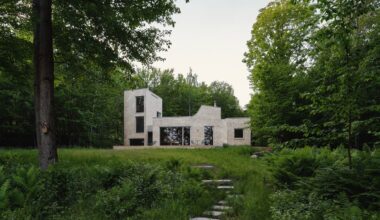 Waterhouse in Quebec, Canada