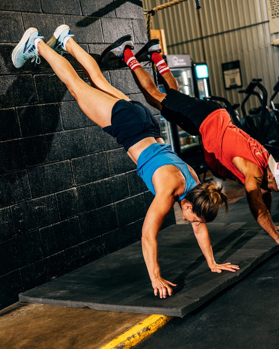 how to do a handstand