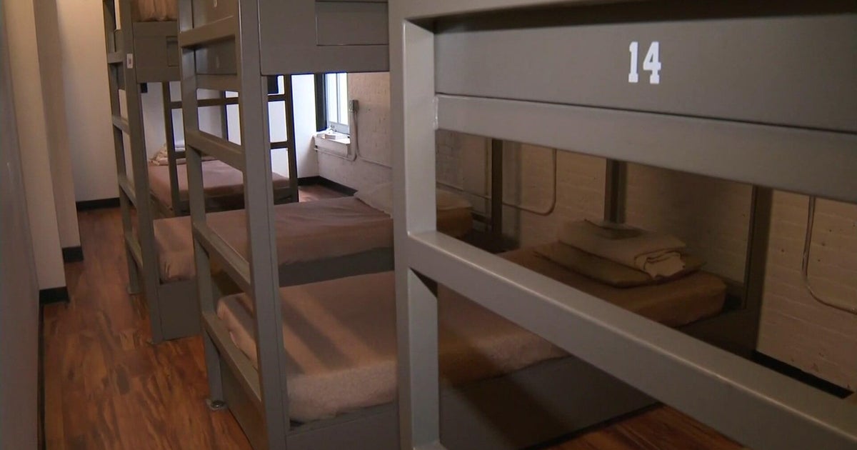 Record number of NYC public school students dealing with homelessness, new report says