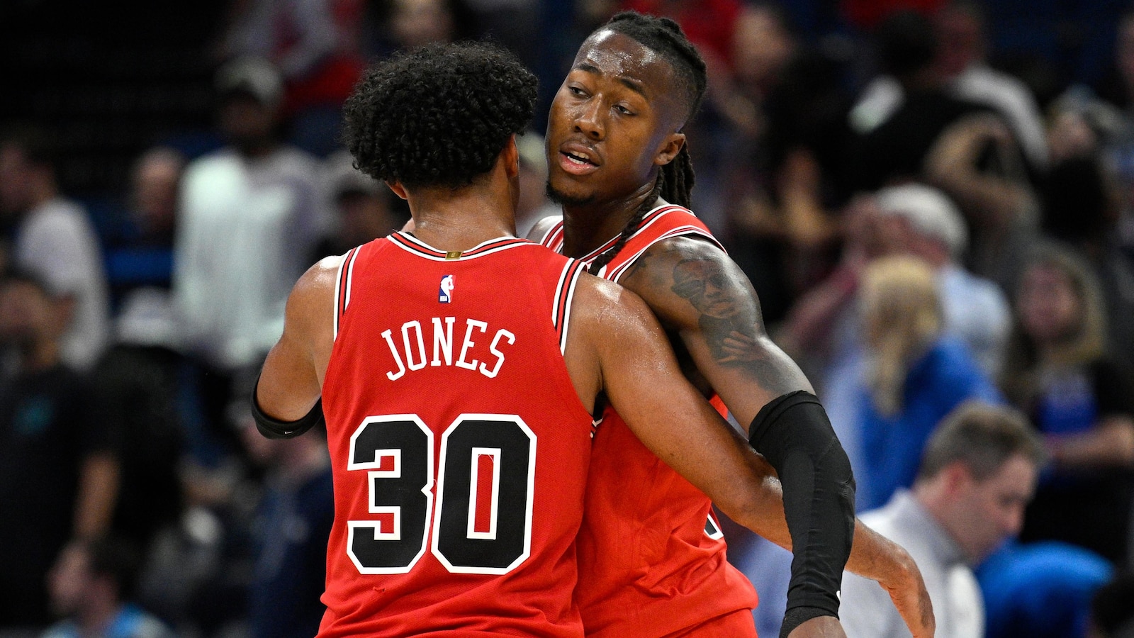 Bulls beat the cold-shooting Magic 110-98 for a 2-0 start