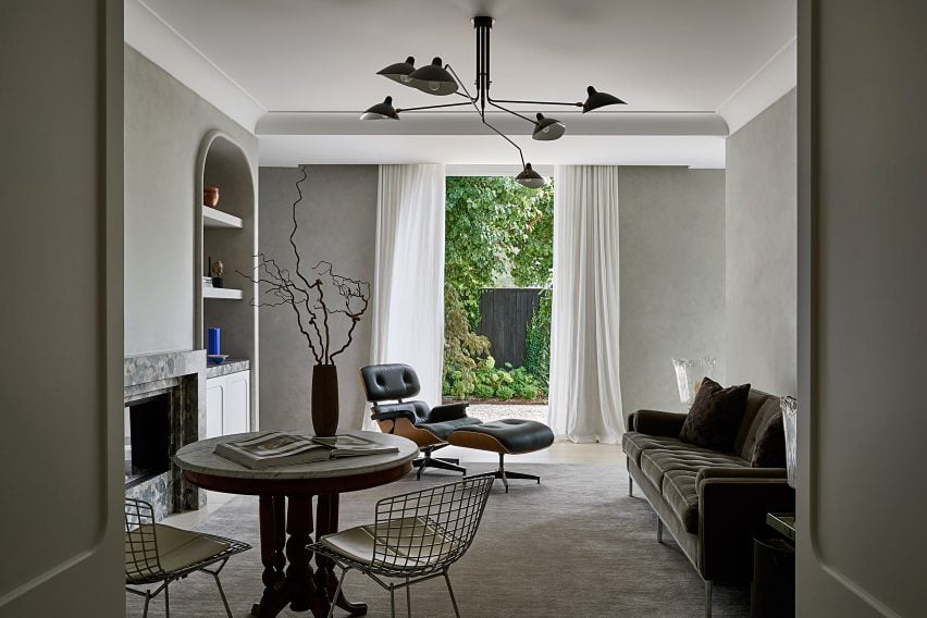 Woodend house in Victoria, Australia designed by David Hicks