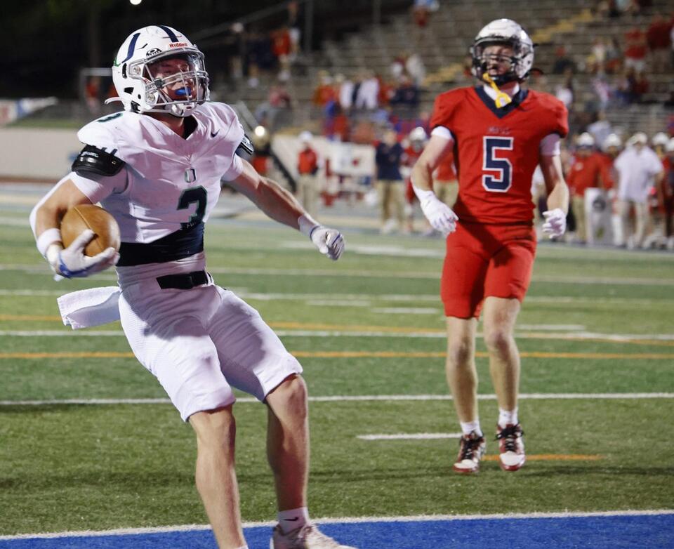 Arlington Oakridge runs to SPC football title with help from TCU legend - PHOTOS