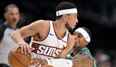 Suns Use New Starting Lineup vs Hawks