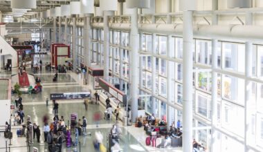 TSA wait times may exceed 90 minutes at Houston's Bush Airport