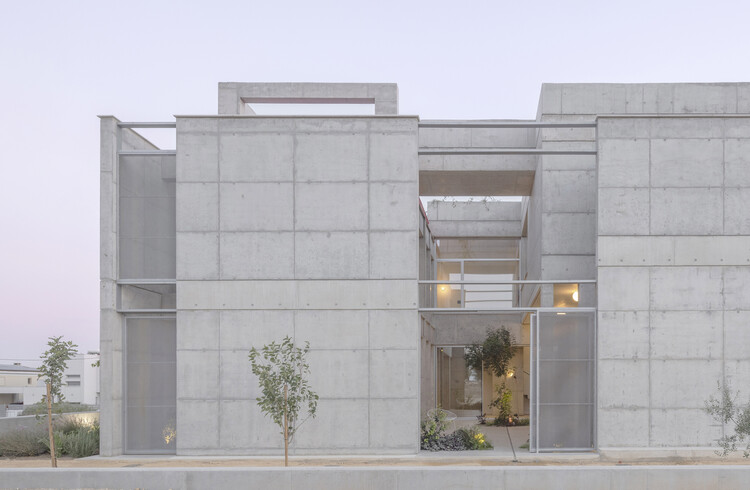 Aer House / Studio Kyriakos Miltiadou - Image 1 of 44