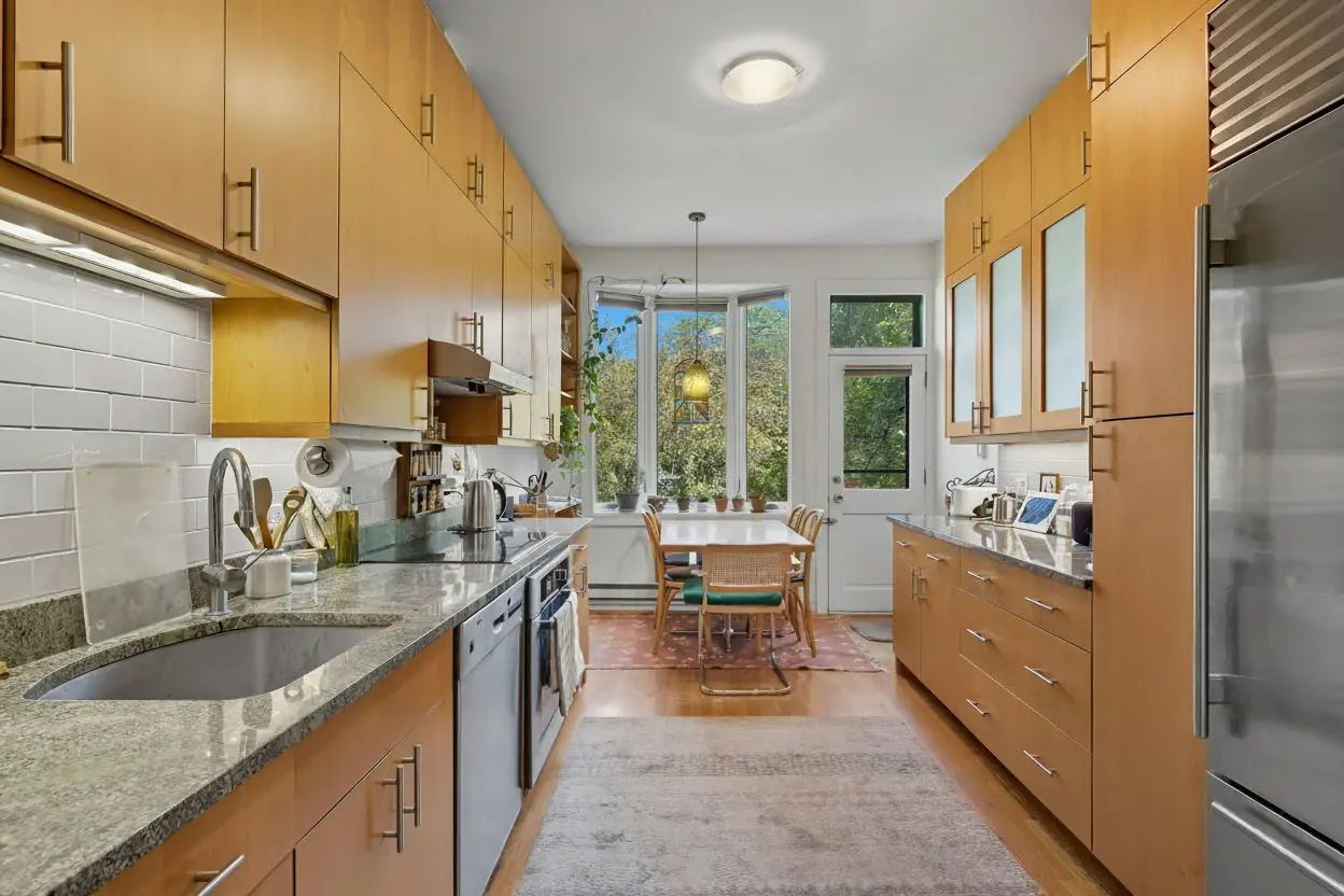 What’s For Sale Near the University of Chicago? – Chicago Magazine