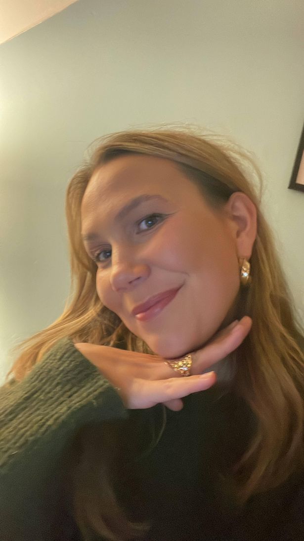 Picture showing Lily with a clear complexion