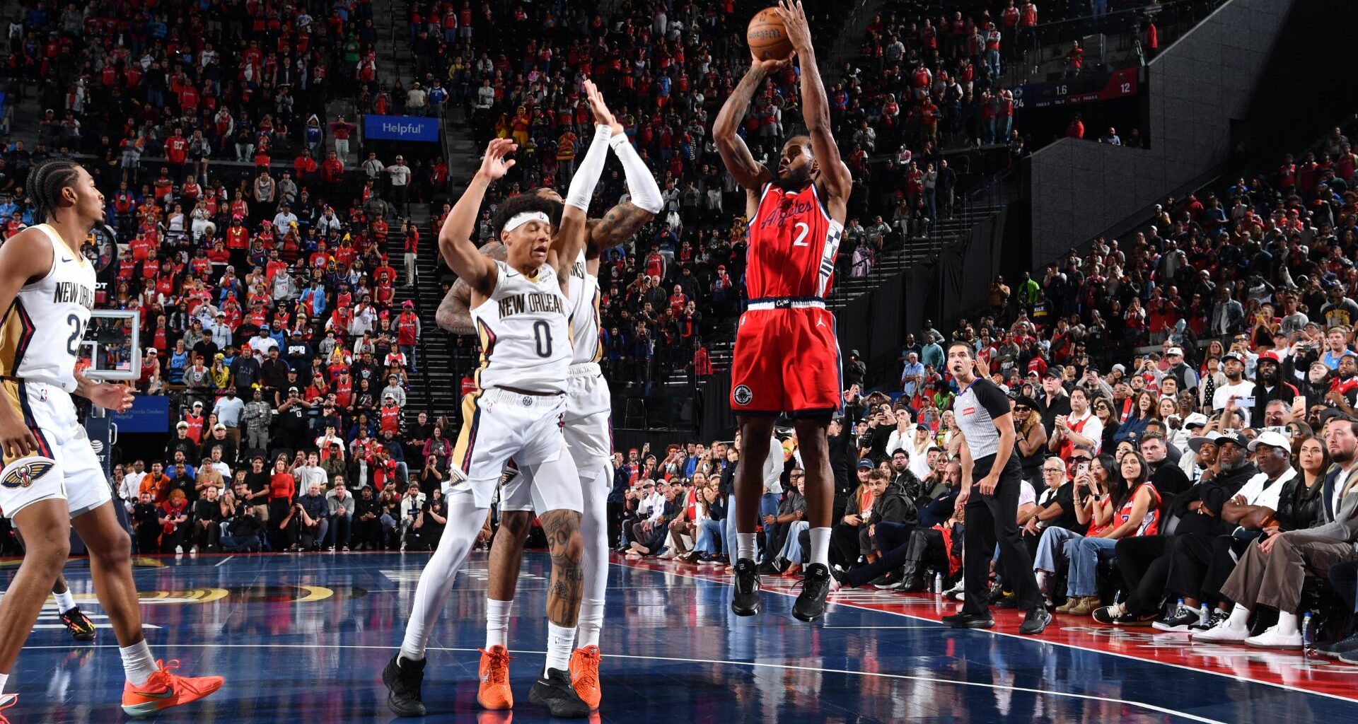 Kawhi Leonard wins it at buzzer, Clippers hold off hot-shooting Pelicans 126-124