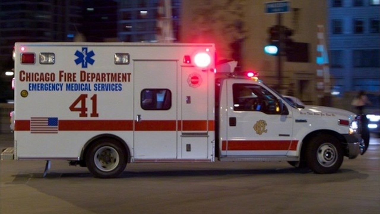 Man found dead with head trauma in Chicago apartment