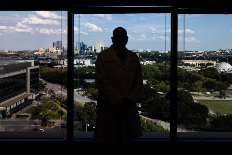 (Maria Crane | Fort Worth Report/CatchLight Local/Report for America)